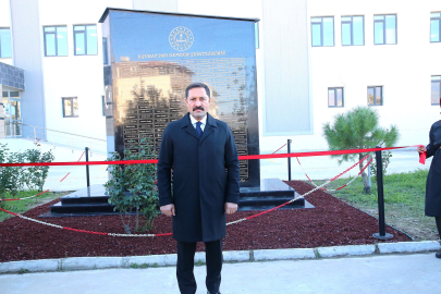 Hatay'da depremde hayatını kaybeden 408 öğretmenin adı anıtta yaşatılacak