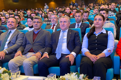 Bakan Bak: Gençlik merkezlerimizin sayısı 510’ların üzerinde