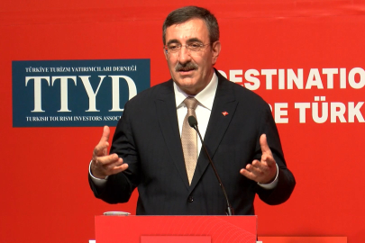 Cevdet Yılmaz: Bu sene 61 milyon turist 60 milyar dolar gelir tahminimiz var