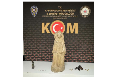Afyonkarahisar'da Roma Dönemi'ne ait heykel ele geçirildi