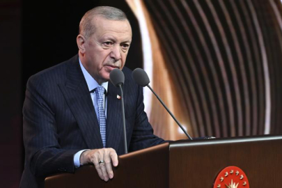 Cumhurbaşkanı Erdoğan: Sanatçılar, kültürümüzün devamında hayati bir rol üstleniyor