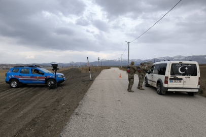 Van'da çeşitli suçlardan aranan 19 kişi tutuklandı