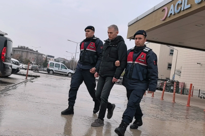 Firari FETÖ hükümlüsü ihraç üsteğmen evinde yakalandı