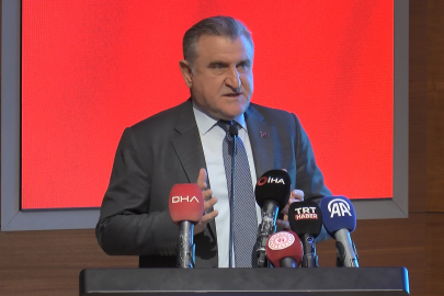 Bakan Bak: Öğrenci toplulukları için 120 milyon TL bütçe ayırdık