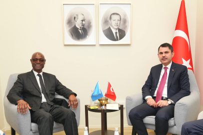 Bakan Kurum, BM Çölleşmeyle Mücadele Sözleşmesi İcra Direktörü Thiaw ile görüştü