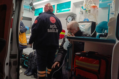 Elektrik kontağından çıkan yangın evi kullanılmaz hale getirdi