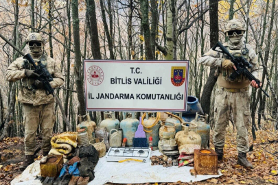Bitlis'te sığınakta çok sayıda yaşam malzemesi ele geçirildi