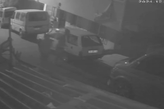 Ataşehir'de otomobil hırsızlığı kamerada