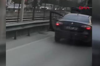 Bursa'da ‘yol verme’ kavgası