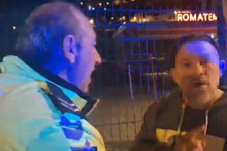 Alkollü sürücünün arkadaşı, ‘savcıyı ara’ deyip polisleri tehdit etti