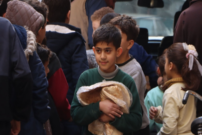 İHH, Suriye’ye 60 TIR dolusu insani yardım malzemesi gönderdi