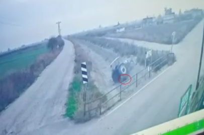 Kalp krizi geçiren sürücü, kullandığı traktörün altında kaldı