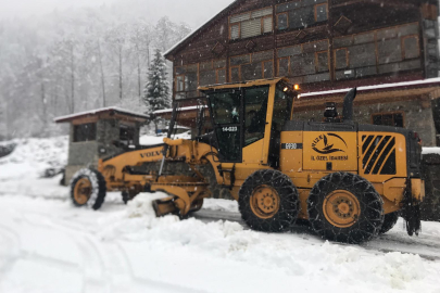 Rize'de 162, Artvin'de 266 köy yolu kardan kapandı