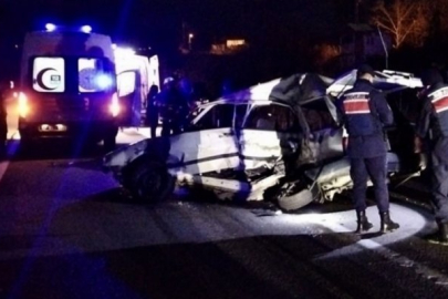 Sinop'ta acı kaza: Otomobille yolcu otobüsü çarpıştı, 2 kişi öldü