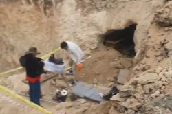 Hatay'da şantiyede kazı sırasında kaya mezarları bulundu