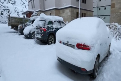 Yusufeli'de kar kalınlığı 1 metreye ulaştı