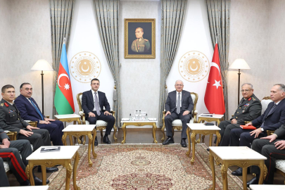Bakan Güler, Azerbaycan Savunma Bakanı Yardımcısı Gurbanov'u kabul etti