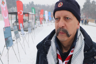 İzcilerden kar altında Allahuekber şehitlerini anma sergisi
