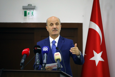 YÖK Başkanı Özvar: Öğrencilerin mağdur edilmemesi hepimizin birinci önceliği