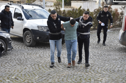 Baygın bulunup, hastanede ölen kadın toprağa verildi; eşi adliyede
