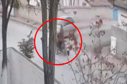 Kazada yola savrulan yaralı baba-kız birbirine sarıldı