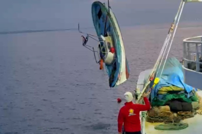 Samsun'da kayıp balıkçı aranıyor; tekne denizden çıkarıldı