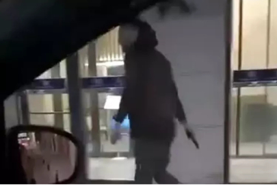Zeytinburnu'nda rezidansın lobisini kurşunlayan saldırgan yakalandı