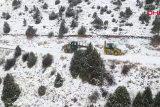 Van'da kardan kapanan 463 mahalle ve mezra yolu ulaşıma açıldı