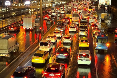 İstanbul trafik yoğunluğunda New York'u geçerek ilk sıraya yerleşti