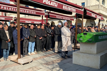 Kanalizasyon kazısındaki göçükte ölen 2 işçi toprağa verildi
