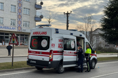 Otomobil yayaya çarptı: 3 yaralı
