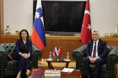 Bakan Bolat, Slovenya Başbakan Yardımcısı Fajon ile görüştü