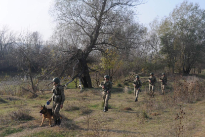 Yunanistan'a kaçmak isteyen FETÖ şüphelisi eski hakim ve savcı yakalandı