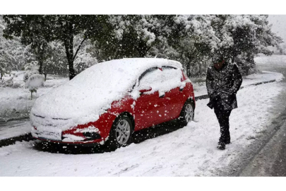 İstanbul'a yeniden kar yağışı mı geliyor? AKOM tarih vererek duyurdu