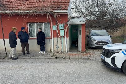 Evinde ölü bulundu