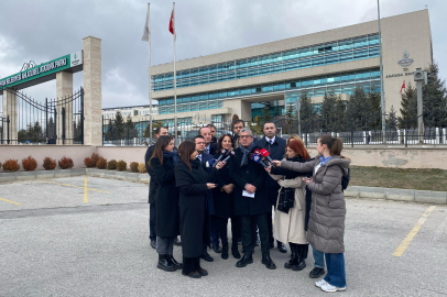 CHP'den AYM'ye başvuru