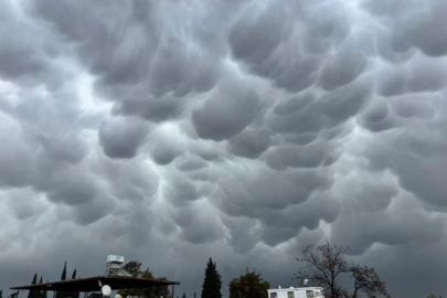 Hatay'da Mammatus bulutları görüldü