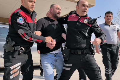 Alkollü Sürücü Polisleri Tehdit Edip Direndi