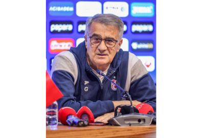 Şenol Güneş: “Benim Bir Duruşum Var”