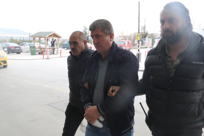 Eşini 14 Bıçak Darbesiyle Öldüren Sanık Hakim Karşısında