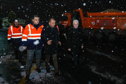 İstanbul’da Karla Mücadele: 10 Bin Araç, 35 Bin Personel, 61 Bin Ton Tuz