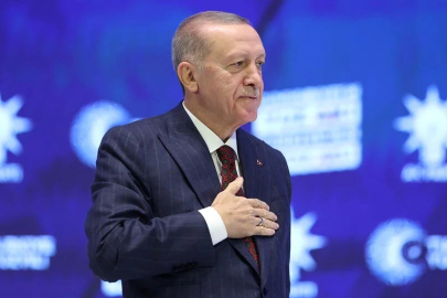 Cumhurbaşkanı Erdoğan yeniden AK Parti Genel Başkanı seçildi: 1547 oyun tamamını aldı