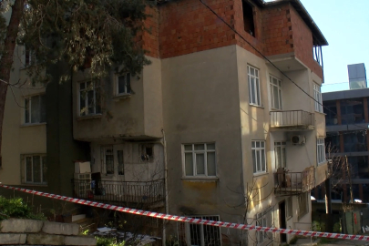 Pendik'te 4 katlı bina tahliye edildi