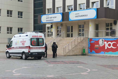 Öğle Arasında Marketten Aldıkları ‘Noodle’ Hastanelik Etti