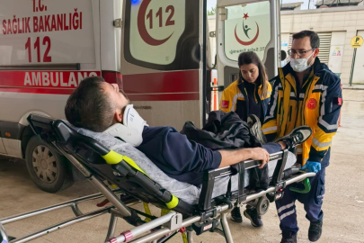Otomobil TIR’a Çarptı: İnegöl’de Üç Yaralı