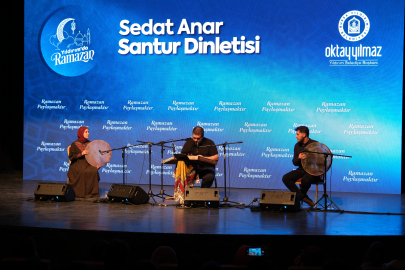 Sedat Anar’dan Unutulmaz Santur Dinletisi