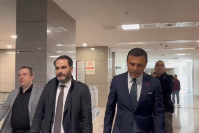 Özgür Çelik 'Polise mukavemet' soruşturması kapsamında ifade için adliyeye geldi