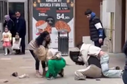 Sokakta karşılaşan husumetli iki grup kavga etti: 3 gözaltı