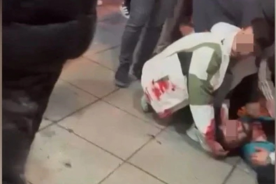 Gürültü yapanları uyardı diye bıçaklanarak öldürüldü