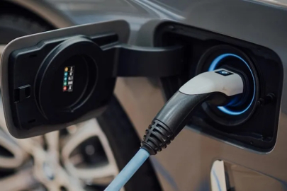 Elektrikli otoda dengeler değişiyor: BYD, Tesla’yı solladı